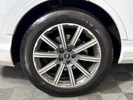 2021-Audi-Q7-30-TDI-quattro-Auto-45-TDI_7