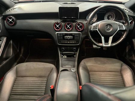 2015-Mercedes-Benz-A-Class-A-250-Sport-Auto_9