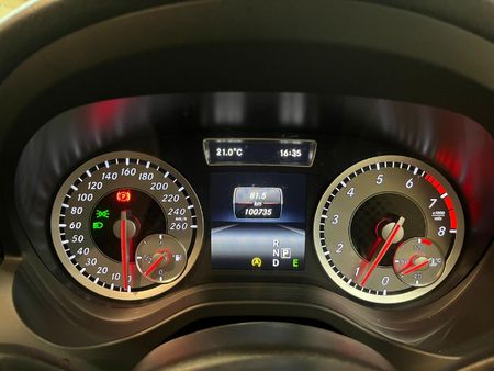 2015-Mercedes-Benz-A-Class-A-250-Sport-Auto_10