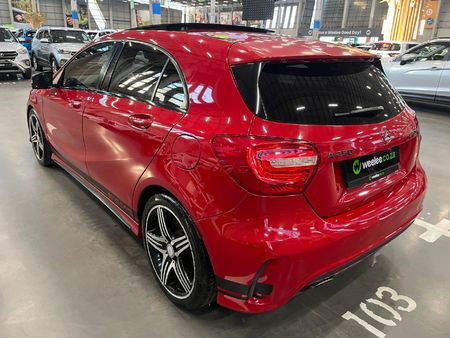 2015-Mercedes-Benz-A-Class-A-250-Sport-Auto_4