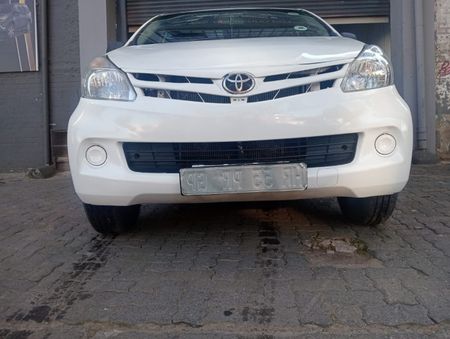 2012-Toyota-Avanza-15-SX_2
