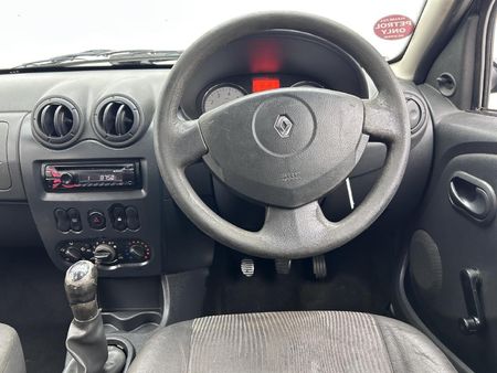 2012-Renault-Sandero-14-Ambiance_9