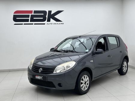 2012-Renault-Sandero-14-Ambiance_2