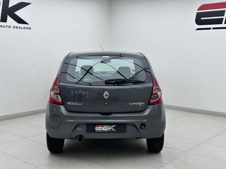 2012-Renault-Sandero-14-Ambiance_4