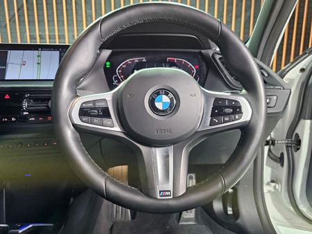 2024-BMW-1-Series-118i-M-Sport_10