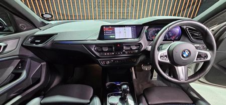 2024-BMW-1-Series-118i-M-Sport_22