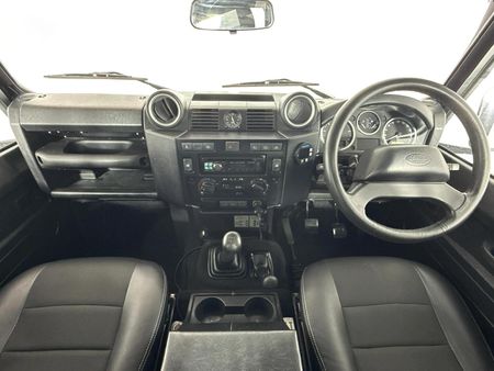 2015-Land-Rover-Defender-110-22D-Station-Wagon_1