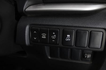 2023-Mitsubishi-Eclipse-Cross-GLS-AUTOMATIC_17