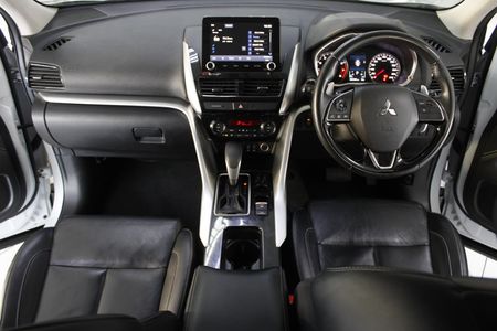 2023-Mitsubishi-Eclipse-Cross-GLS-AUTOMATIC_25