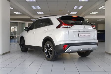 2023-Mitsubishi-Eclipse-Cross-GLS-AUTOMATIC_4