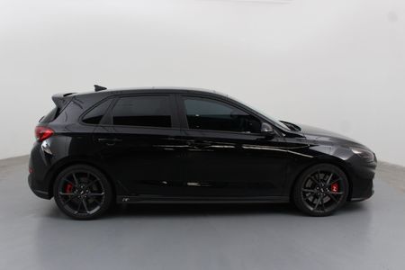 2023-Hyundai-i30-N-20-TGDi-DCT_9