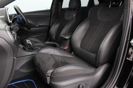 2023-Hyundai-i30-N-20-TGDi-DCT_8