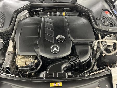 2020-Mercedes-Benz-E-Class-E-220d_11