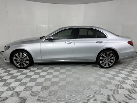 2020-Mercedes-Benz-E-Class-E-220d_17