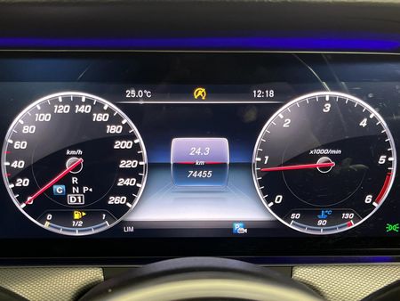 2020-Mercedes-Benz-E-Class-E-220d_2