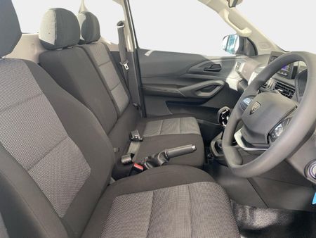 2026-Peugeot-Landtrek-19D-Professional-Single-Cab_7