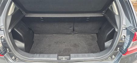 2025-Toyota-Starlet-15-XS-Auto_11