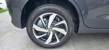 2025-Toyota-Starlet-15-XS-Auto_15
