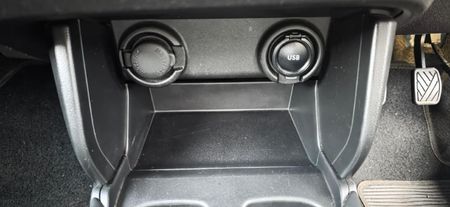 2025-Suzuki-Swift-12-GL-Auto_10