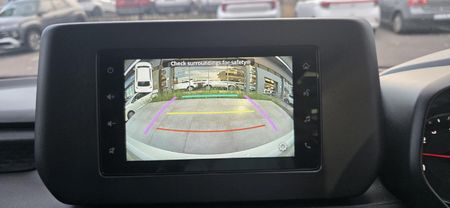 2025-Suzuki-Swift-12-GL-Auto_8