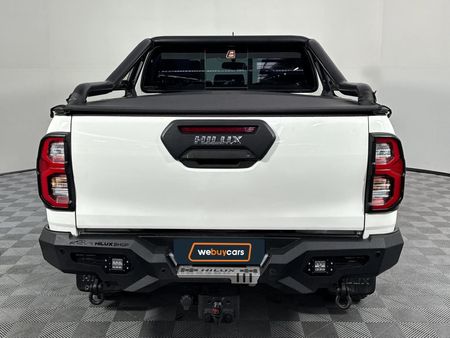 2021-Toyota-Hilux-28-GD-6-Raised-Body-Legend-RS-Auto-Double-Cab_17