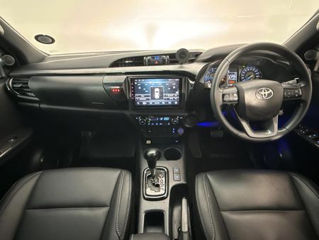 2021-Toyota-Hilux-28-GD-6-Raised-Body-Legend-RS-Auto-Double-Cab_1