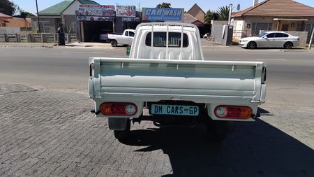2021-Hyundai-H100-Bakkie-26-Diesel-manual_9