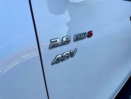 2025-Toyota-Hilux-28-GD-6-RB-Raider-4x4-Double-Cab-Auto-mHev_11