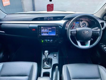 2025-Toyota-Hilux-28-GD-6-RB-Raider-4x4-Double-Cab-Auto-mHev_19