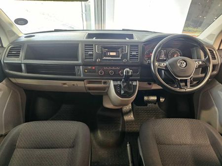 2019-Volkswagen-Kombi-20-TDI-Auto-103kW-Trendline_18