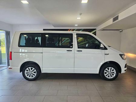 2019-Volkswagen-Kombi-20-TDI-Auto-103kW-Trendline_1