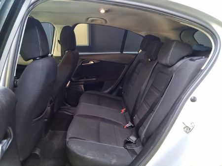 2017-Fiat-Tipo-14-Lounge-5-dr_6