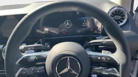 2026-Mercedes-Benz-GLA-200-Progressive-Auto_12
