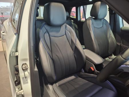 2026-Volkswagen-Tiguan-14TSI-R-Line_11