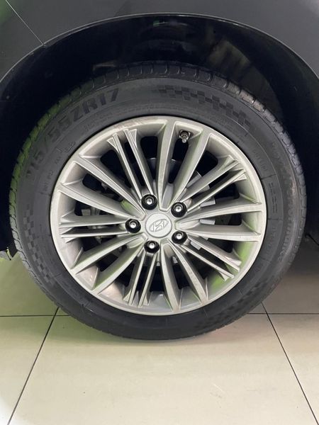 2019-Hyundai-Kona-10-TGDI-Executive_12