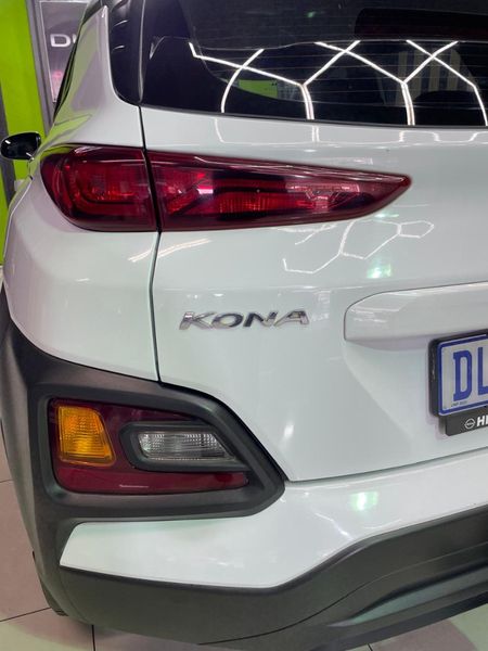 2019-Hyundai-Kona-10-TGDI-Executive_19