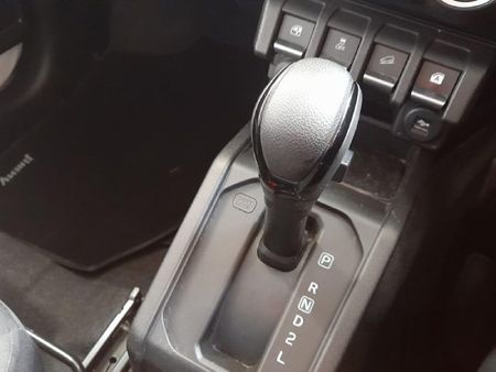 2022-Suzuki-Jimny-15-GLX-Auto_21
