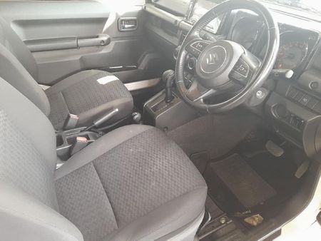 2022-Suzuki-Jimny-15-GLX-Auto_8