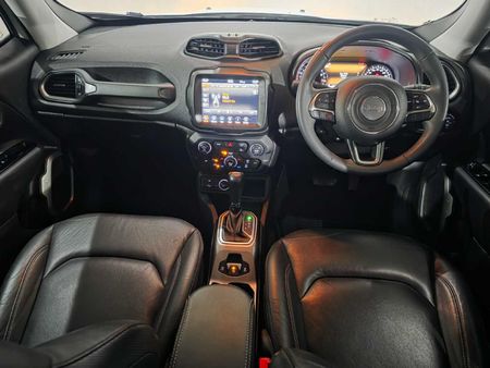 2022-Jeep-Renegade-14-TJet-Limited-Auto_11