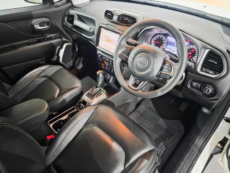 2022-Jeep-Renegade-14-TJet-Limited-Auto_12
