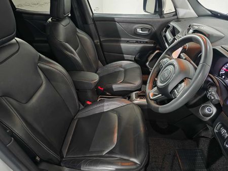 2022-Jeep-Renegade-14-TJet-Limited-Auto_15