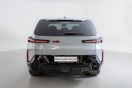 2025-BMW-XM-44-Label-pHev_2