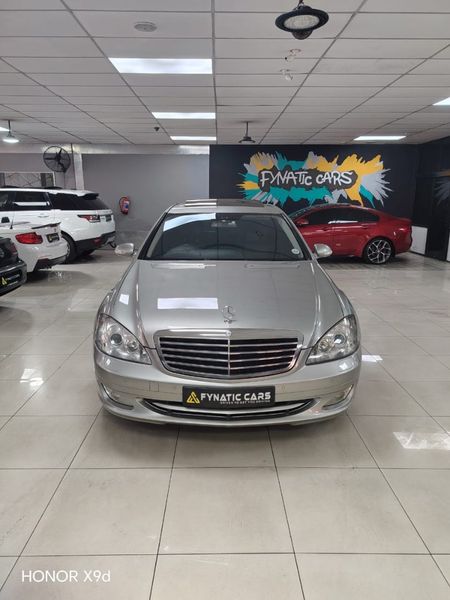 2007-Mercedes-Benz-S-Class-S-500_1