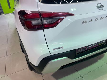2021-Nissan-Magnite-10T-Acenta-Auto_16