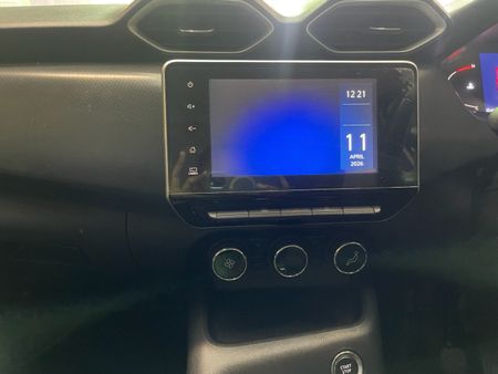 2021-Nissan-Magnite-10T-Acenta-Auto_18