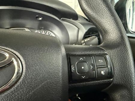 2024-Toyota-Hilux-24-GD-6-Raider-4x4-Auto-Double-Cab_17