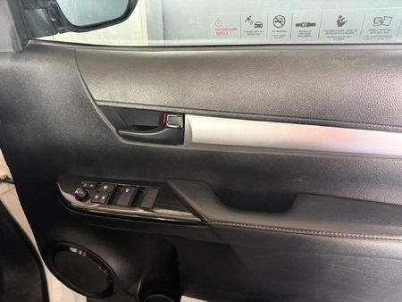 2024-Toyota-Hilux-24-GD-6-Raider-4x4-Auto-Double-Cab_20