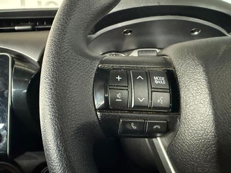 2024-Toyota-Hilux-24-GD-6-Raider-4x4-Auto-Double-Cab_22