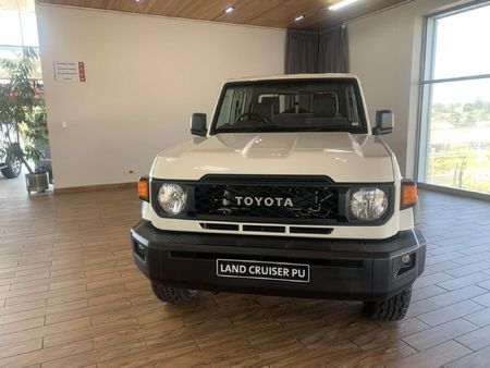 2026-Toyota-Land-Cruiser-79-28-GD-6-Auto-Double-Cab_1