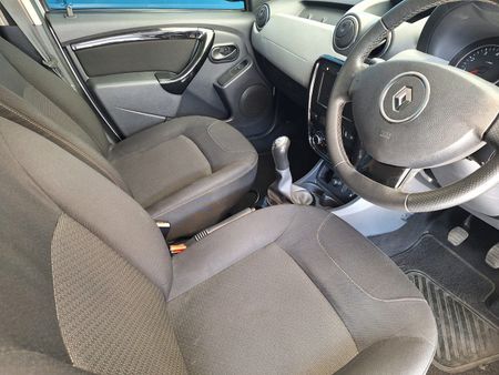 2014-Renault-Duster-16-Dynamique_10